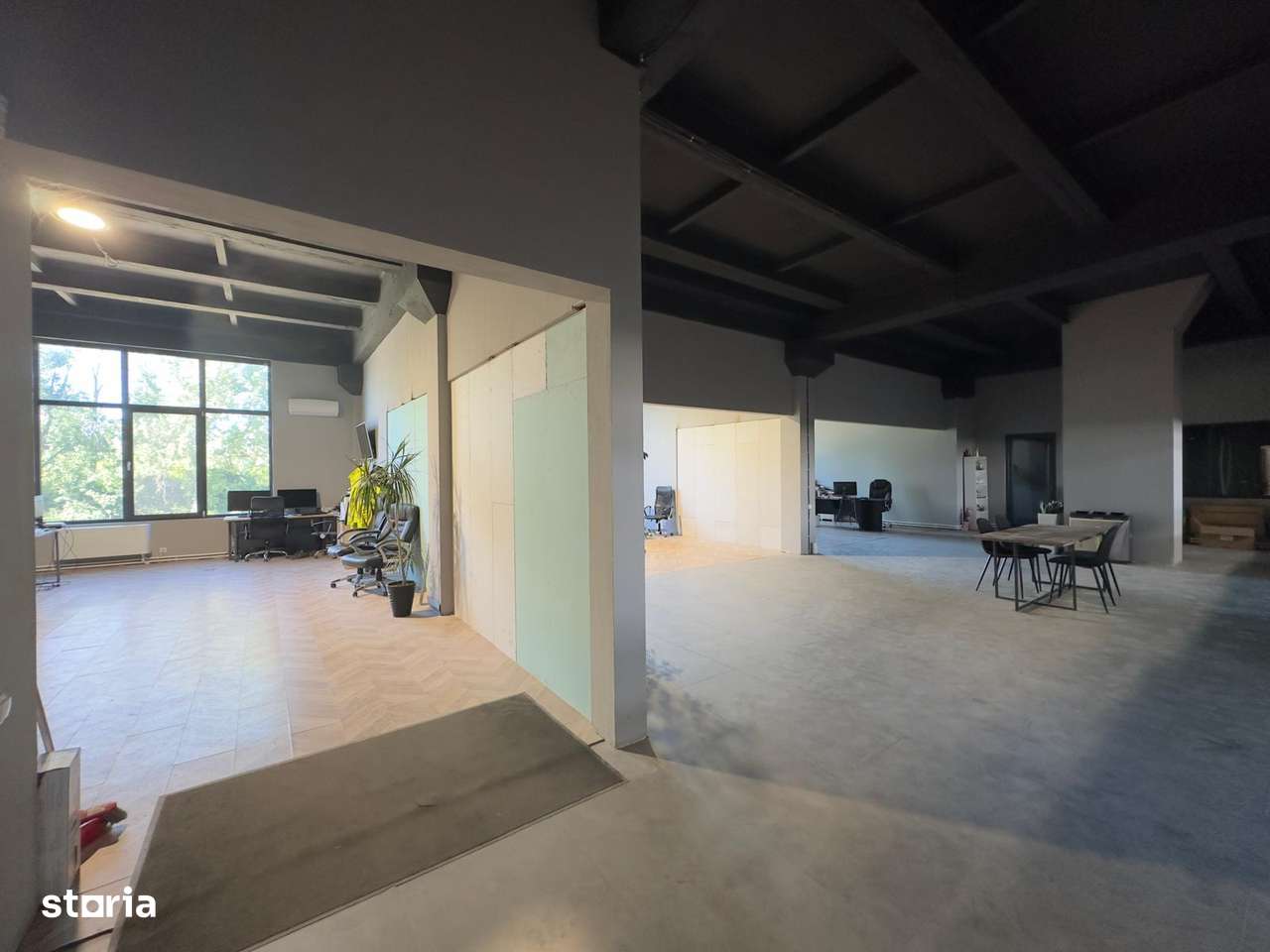 Hale cu pod rulant, de la 100mp la 2000mp, Carrefour Felicia - Imagine principală: 3/8