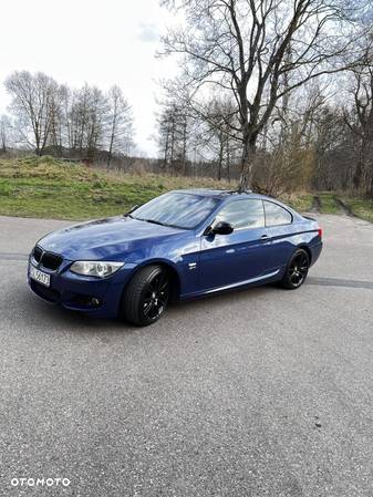 BMW Seria 3 335xi - 35