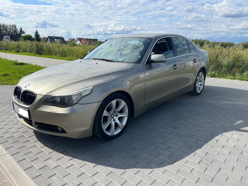 BMW 5 Series E60/E61 (2003-2010) 2003
