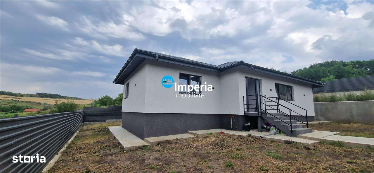 Casa de vanzare in Iasi, zona Valea Lupului - Imagine principală: 1/16