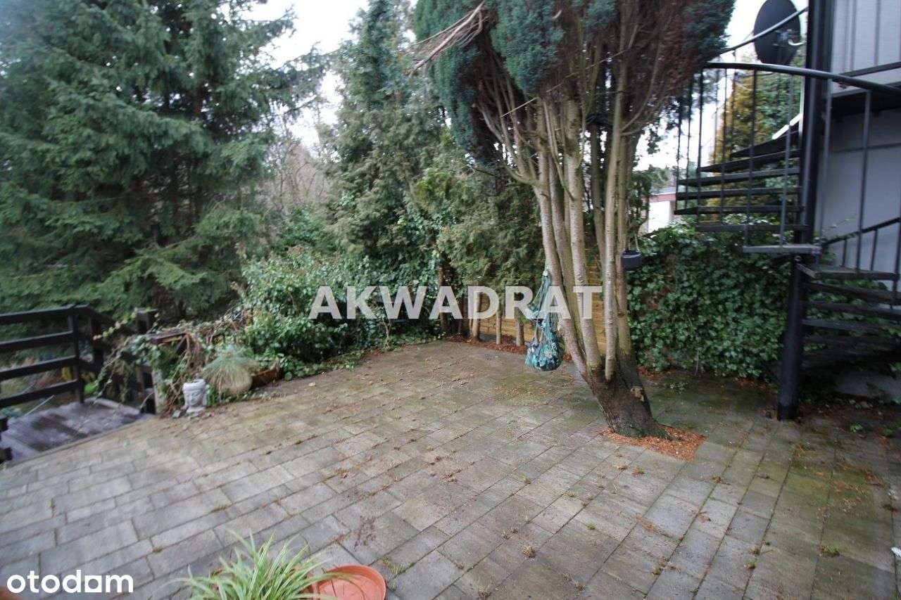 Dom w zabudowie szeregowej Piaskowa Góra-17