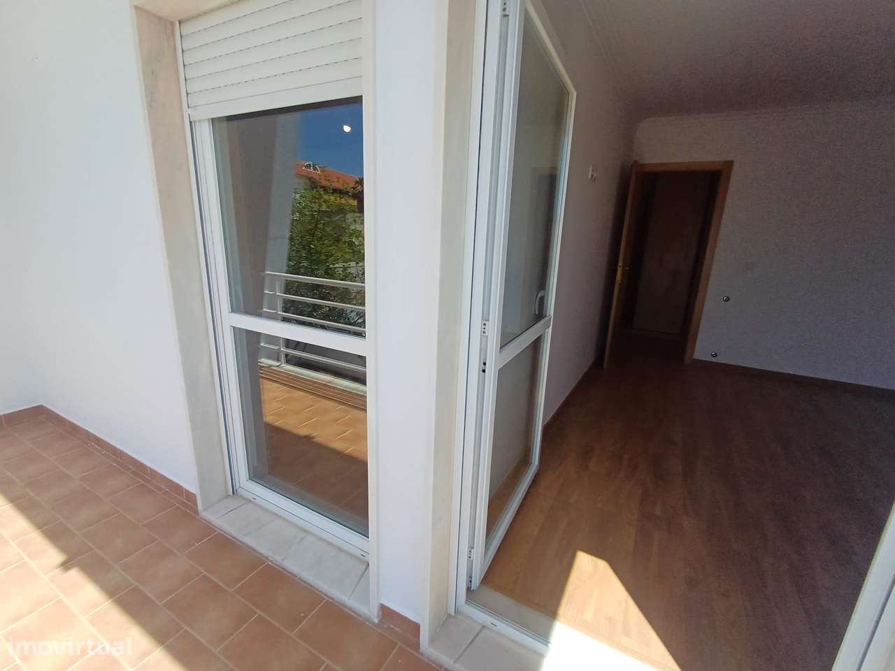 Excelente Moradia T4 garagem jardim Sampaio Sesimbra-21