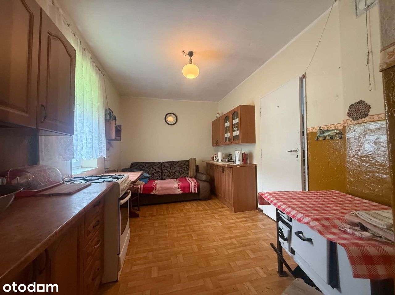 Dom zabudownie bliźniaczej na sptrzedaż Królików g-4