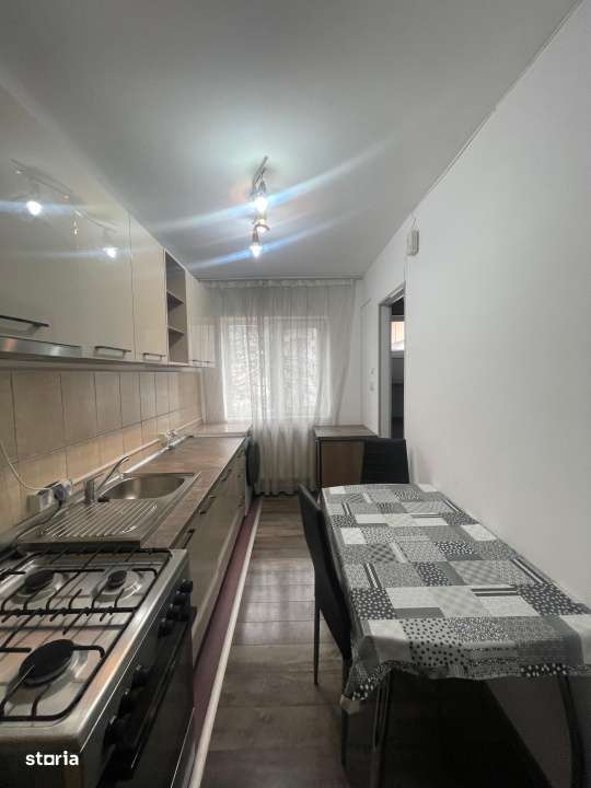 Apartament 3 camere, 62 mp, Bulevardul Traian - Imagine principală: 5/12