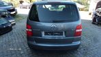 Volkswagen Touran 2.0 TDi 7Lug 2005 - Para Peças - 7