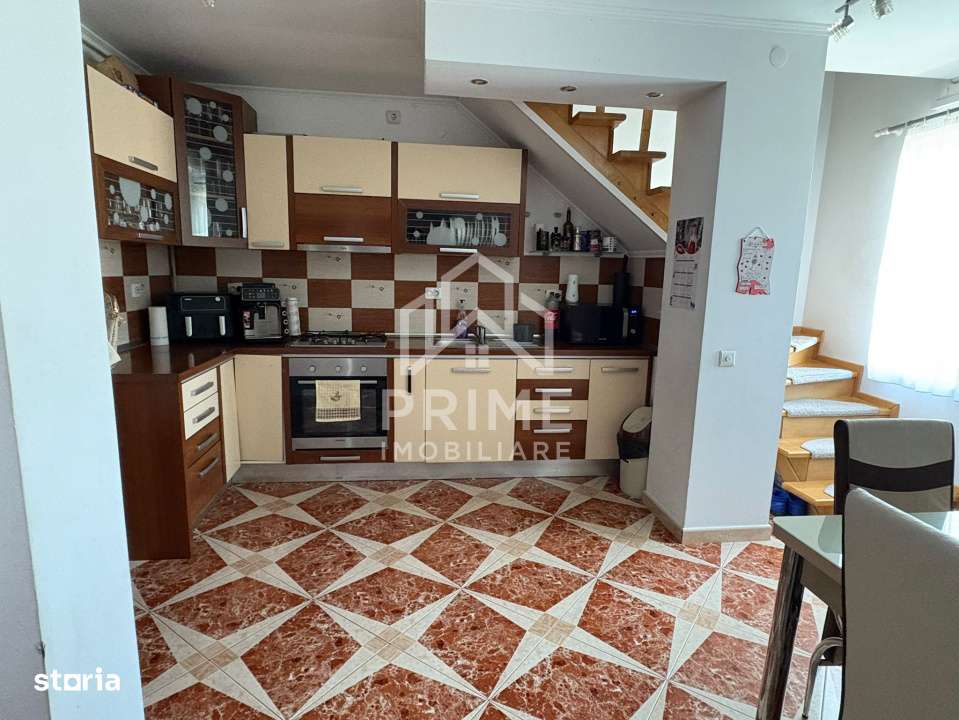 Apartament 3 camere, scara interioara, 85mp,  zona Cetate - Imagine principală: 5/8