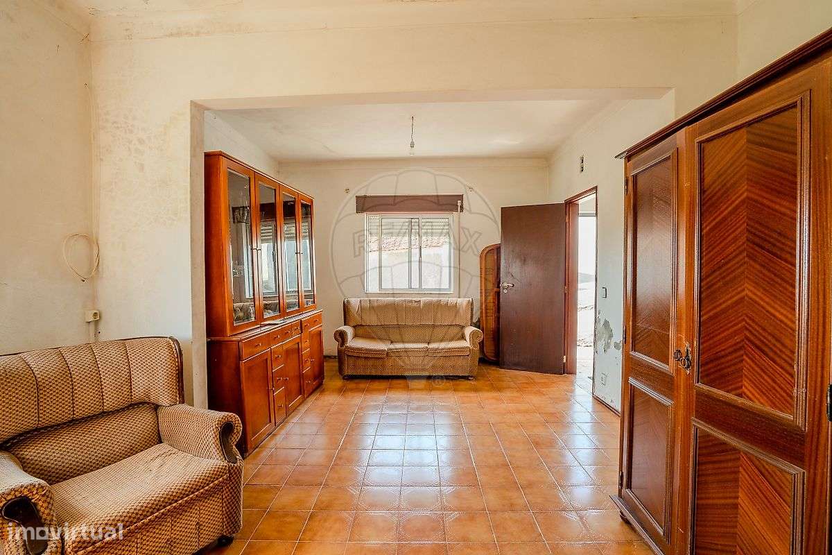 Moradia T2 para venda-6