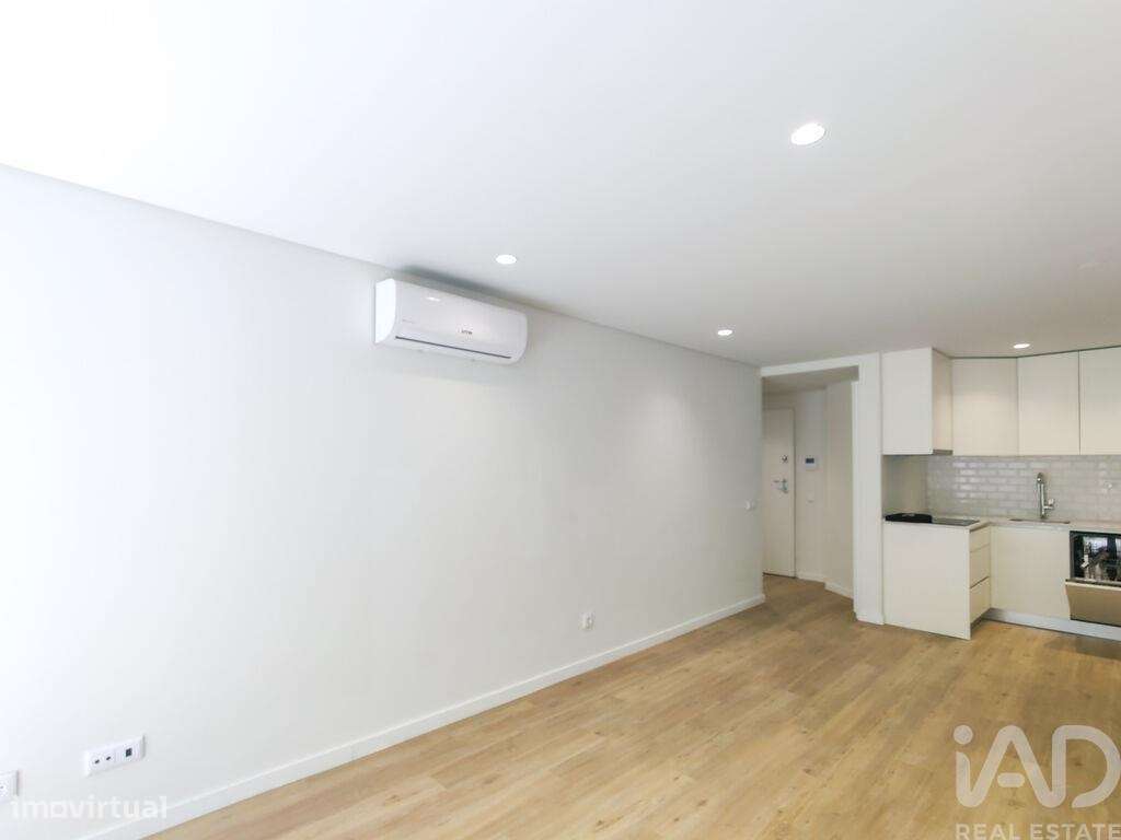 Apartamento T1 em Cedofeita, Santo Ildefonso, Sé, Miragaia, São Nicola-8