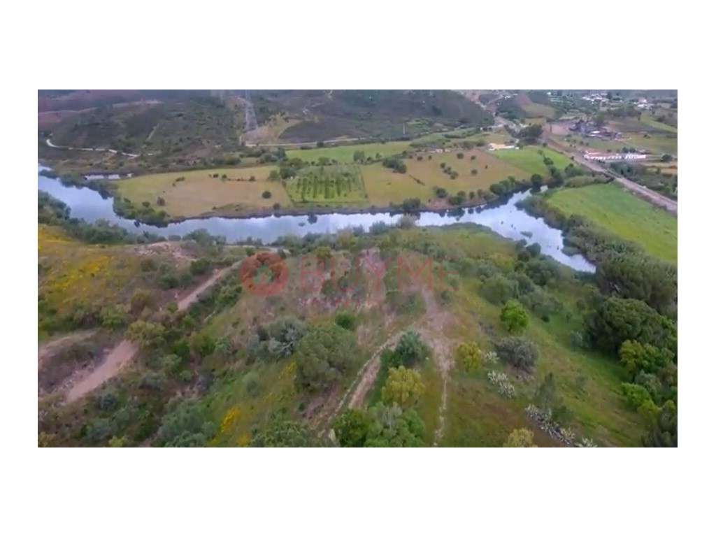 Terreno de 80ha com potencial construtivo - São Bartolomeu de Messines - Grande imagem: 3/5