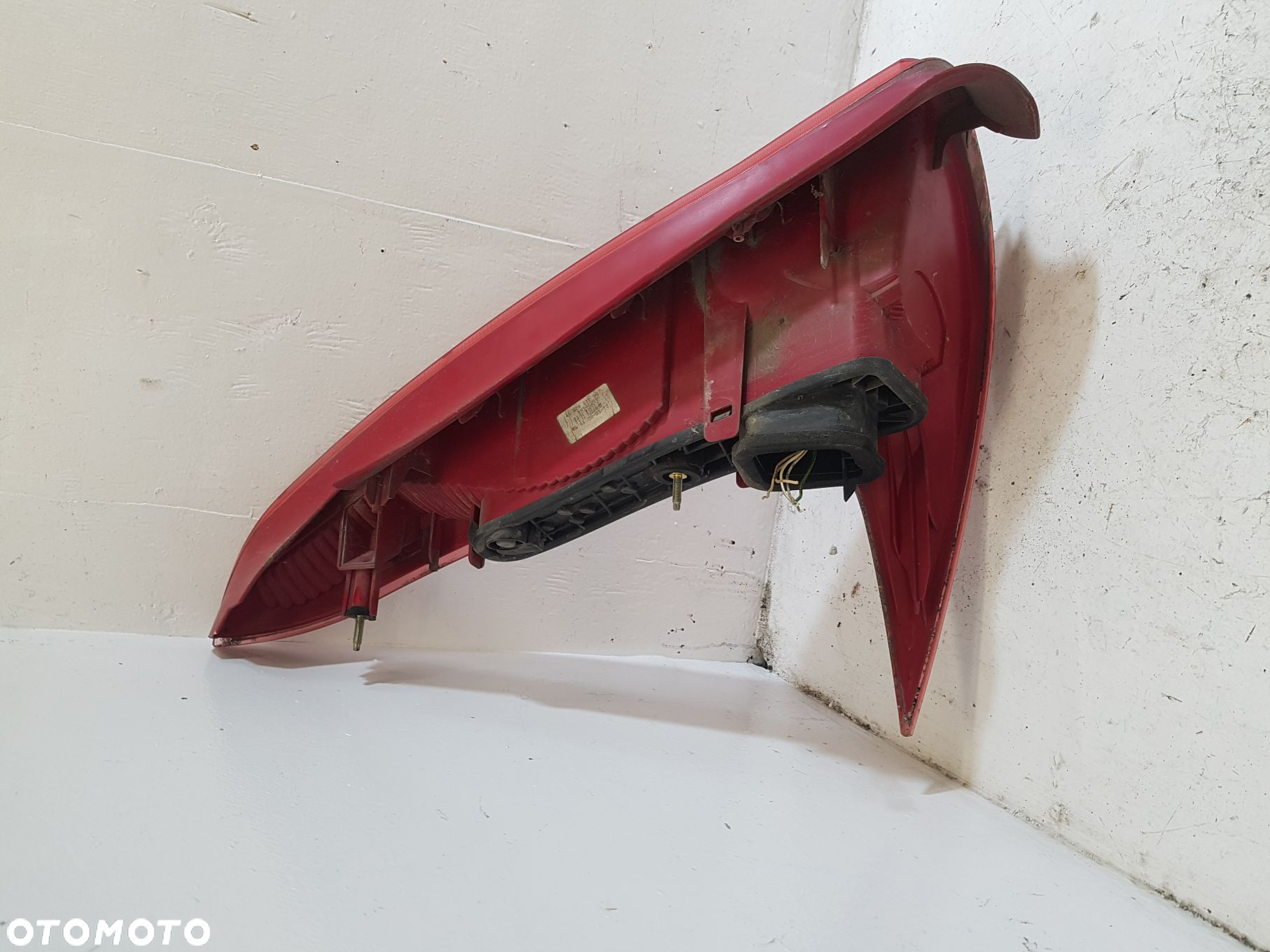 LAMPA PRAWA TYLNA PEUGEOT 206 - 2