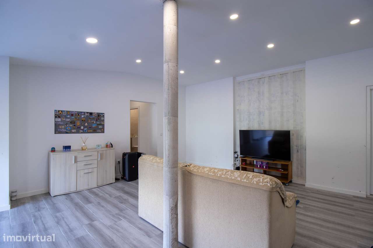 Moradia T2 em Fernão Ferro-3