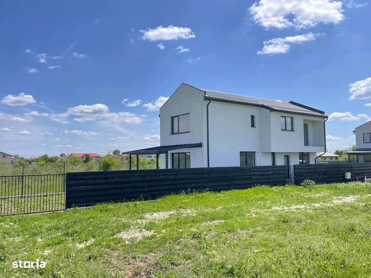 Imobiliare Domnesti 4 dormitoare/ toate utilitatile 400m curte P+1 - Imagine principală: 1/15