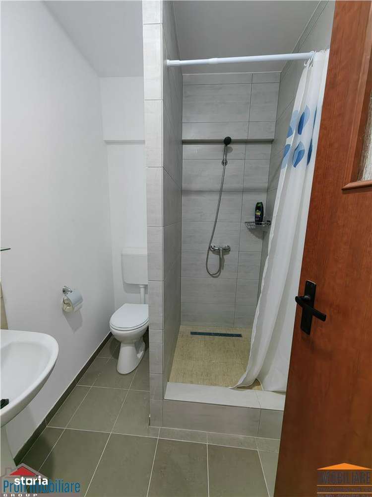 Spatiu de birouri sau cazare muncitori - Imagine principală: 2/10