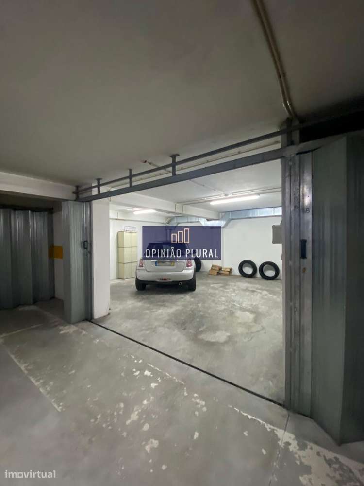T2 de Luxo com Varandas e Garagem Dupla em S. Félix da Marinha-20