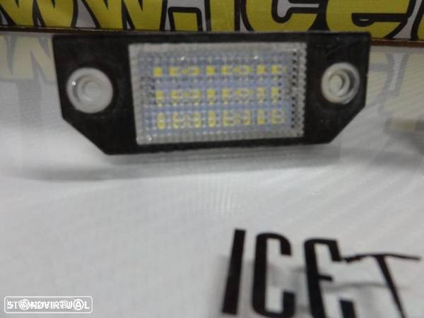 Suporte de lampada de matricula com led branco para Ford C-Max, Focus MK2 03-08 - 3