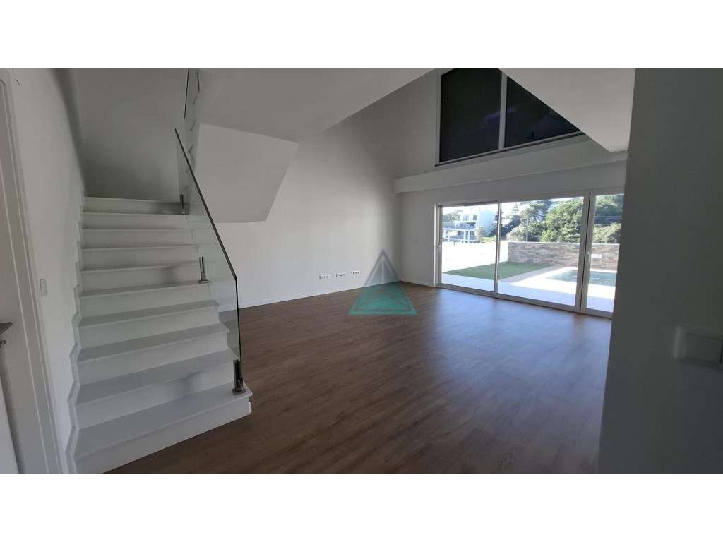 Moradia geminada T4 com excelentes acabamentos Quinta do Desembarga...-21