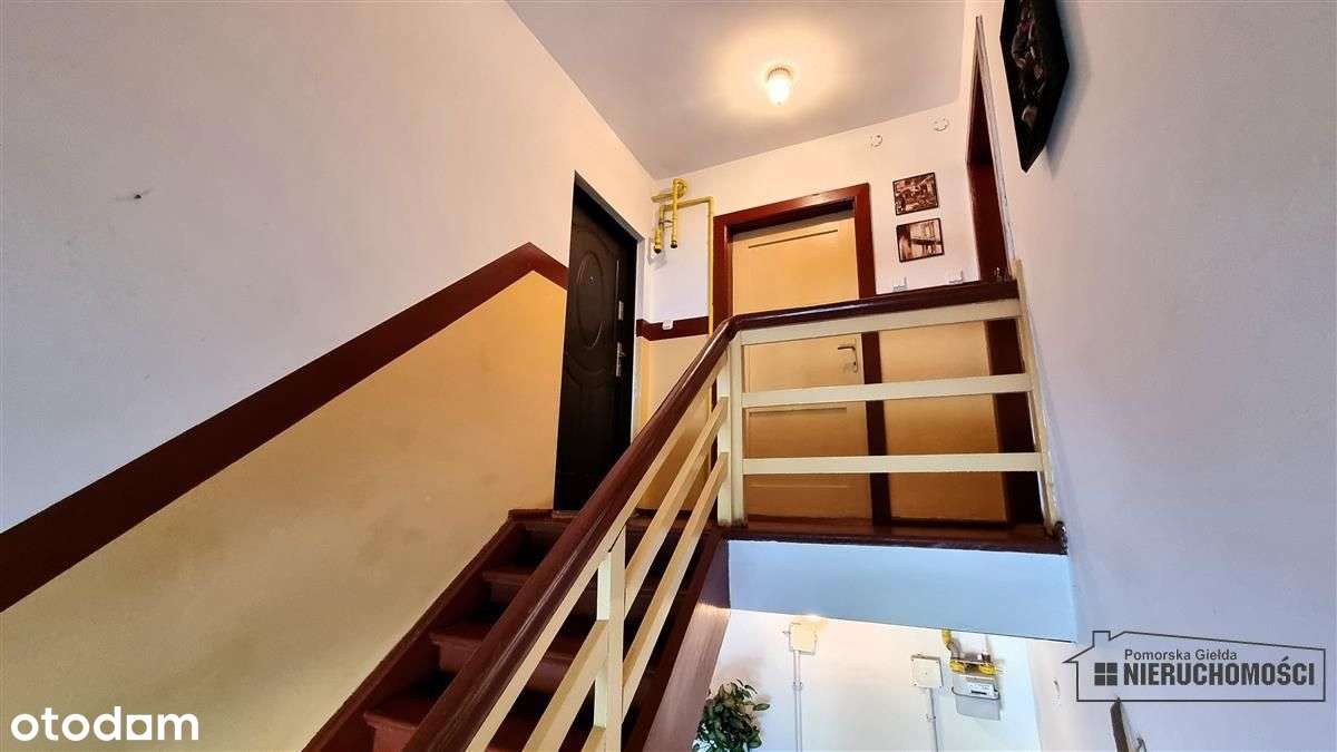 Szczecinek, ul. Kręta – mieszkanie na poddaszu.-10