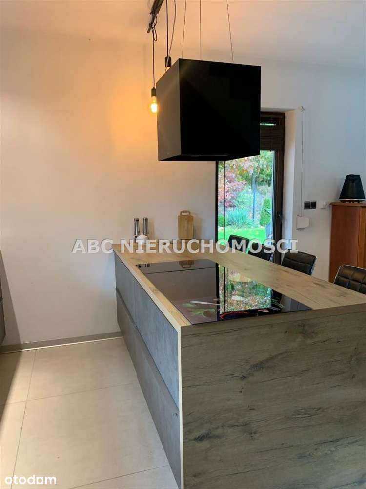 Luksusowy Dom Graniczący Ze Ścianą Lasu!-6