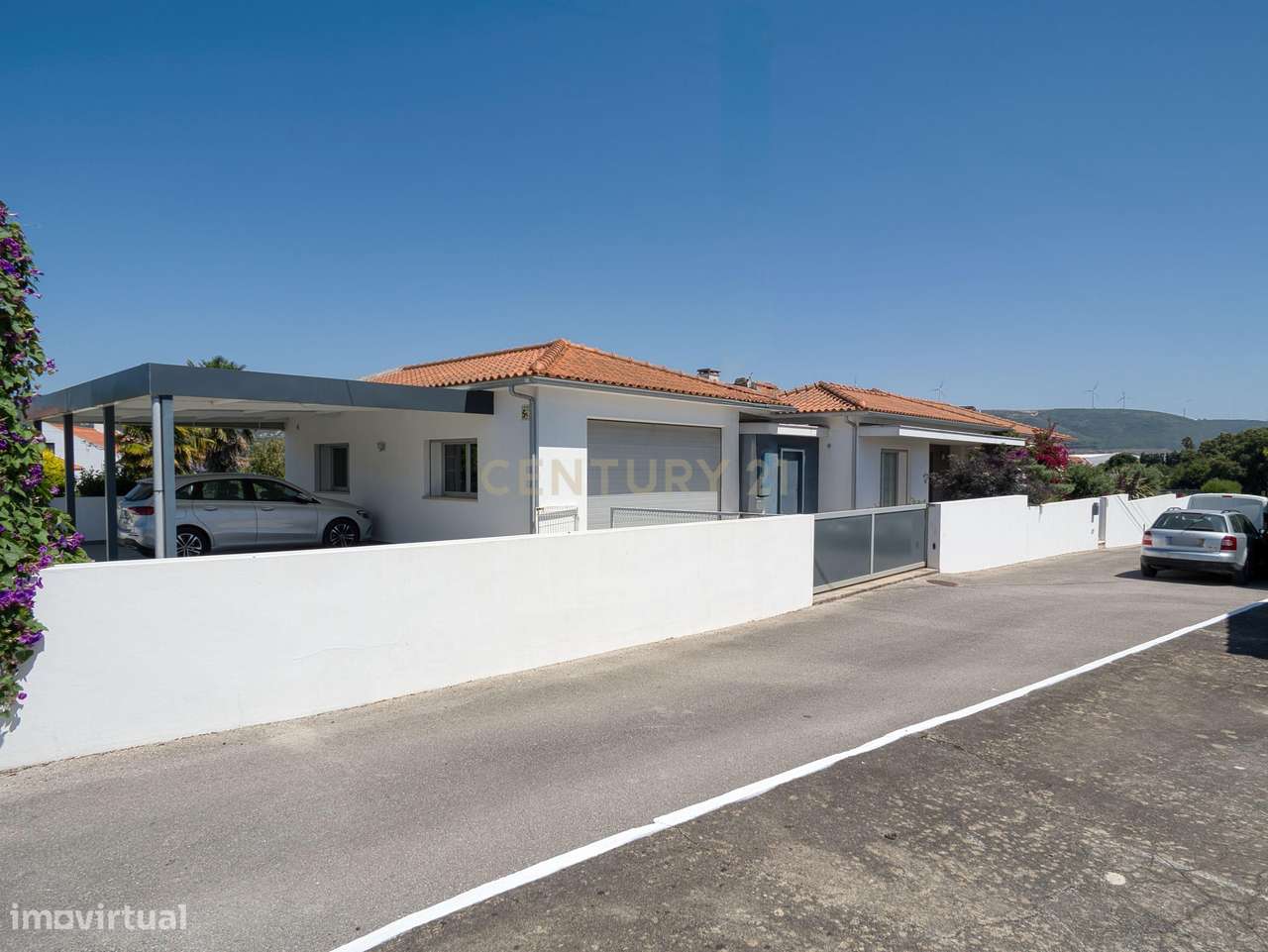 Moradia T4  como nova com Piscina  e vista serra dos Candeiros-45