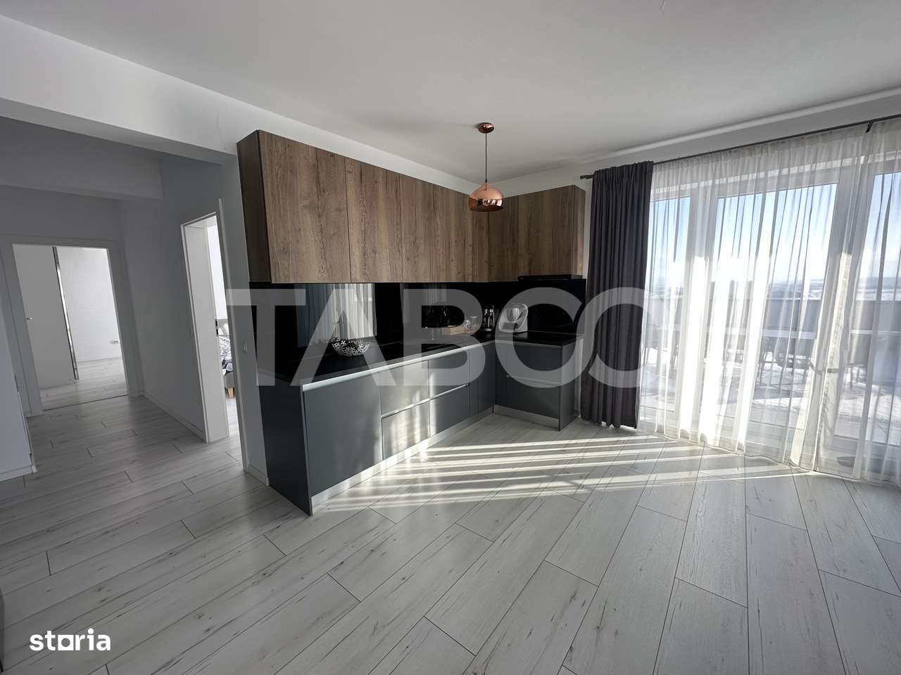 COMISION 0- Penthouse de vanzare in Doamna Stanca si terasa de 97 mp-4