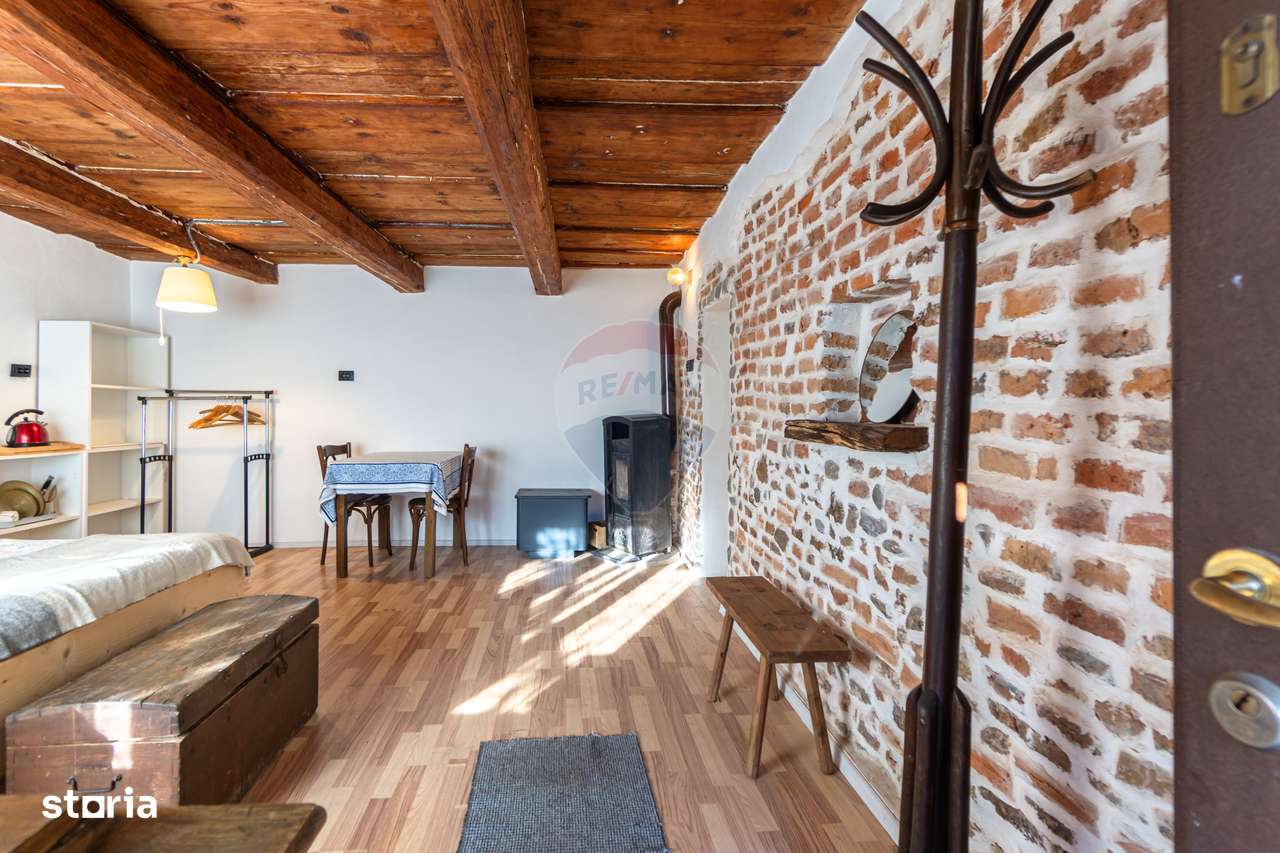 Casă cu 3 camere si teren generos de 1.519 mp în Prejmer /Comision 0% - Imagine principală: 4/20