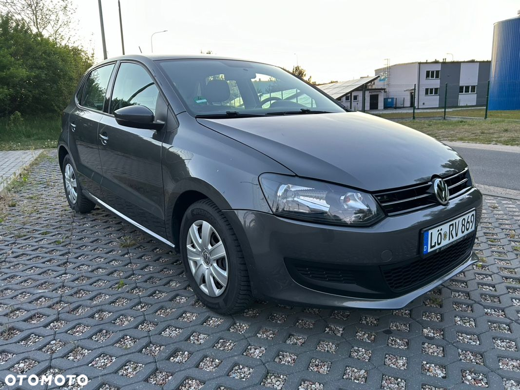 Volkswagen Polo - 2