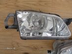 Farol Optica Mazda 323 Esquerdo Direito - 2