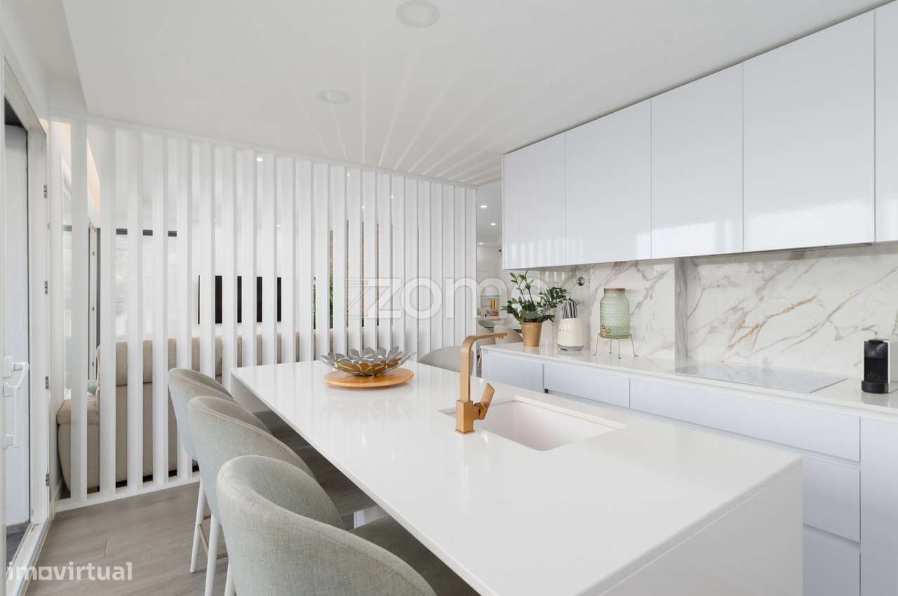 Moradia T4 Bª São Sebastião - Famões-15