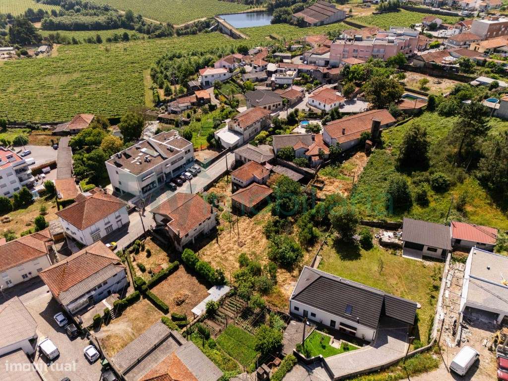 Moradias para Restauro com Terreno de Construção em Vila Nova do Ca...-13