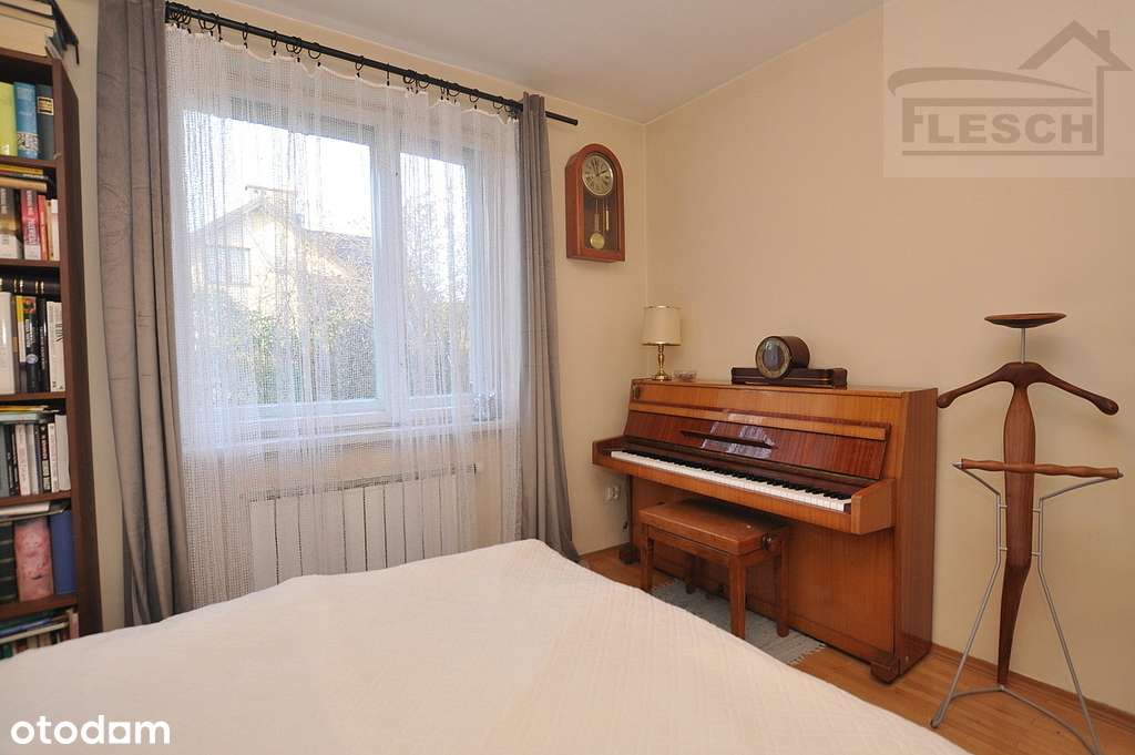 Atrakcyjnie położony dom w Nadarzynie-7