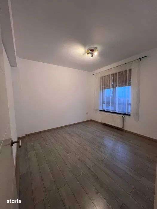 Apartament cu 3 camere, 80 mp, zona Europa - Imagine principală: 5/7