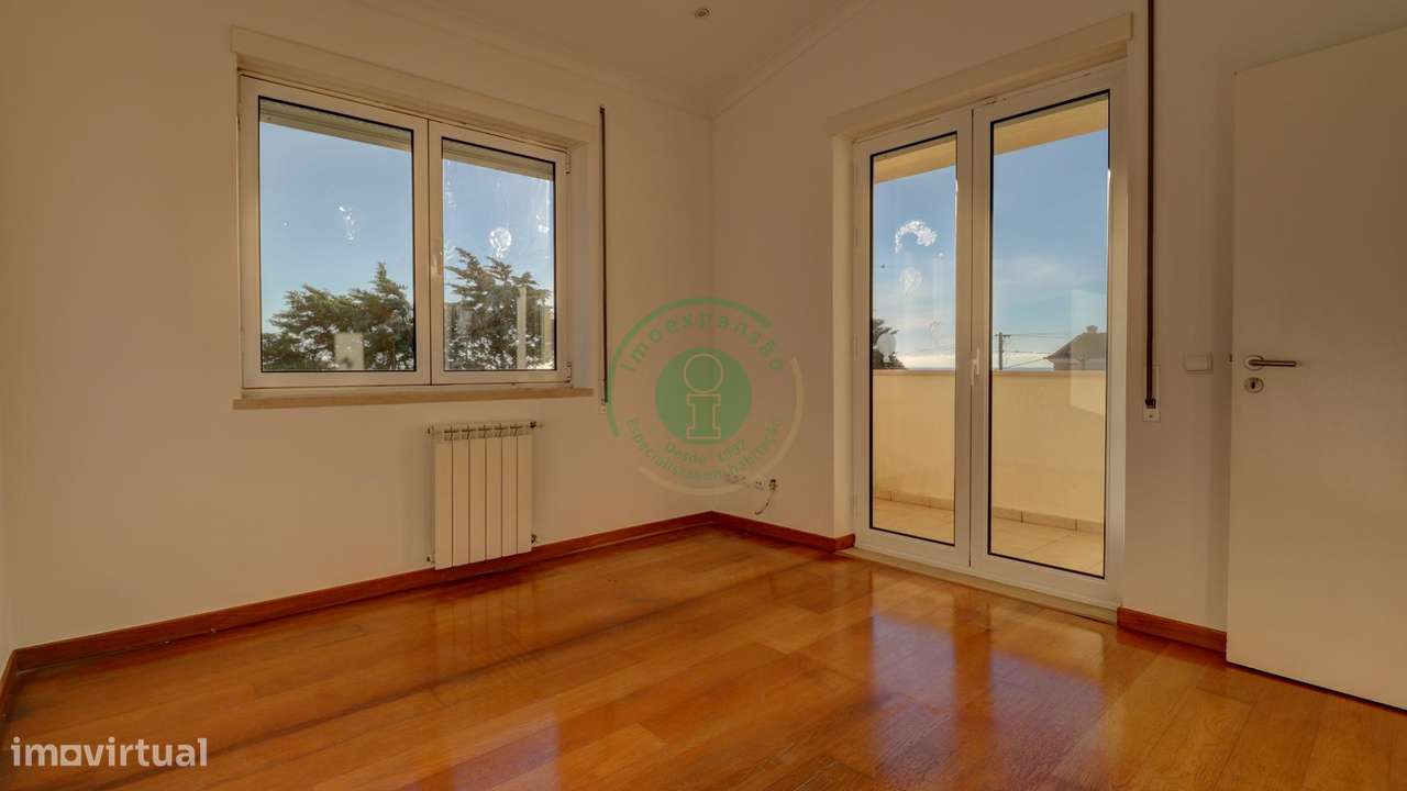 Moradia T4 com Piscina e Vista Mar-14