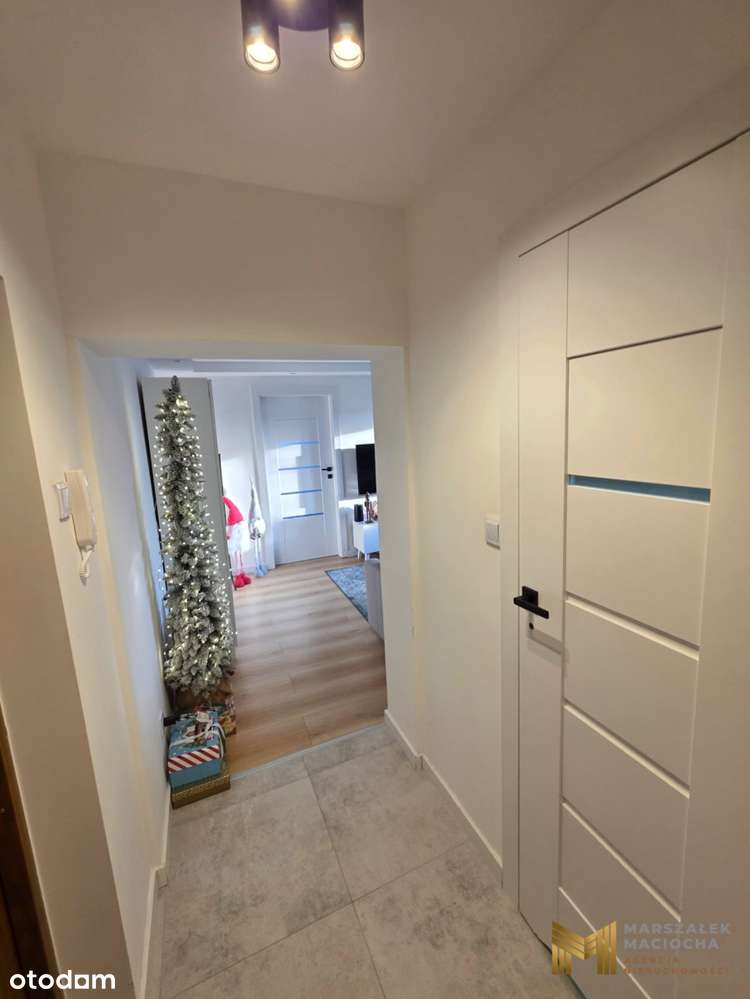 3 pokojowe z klimatyzacją w idealnym stanie-13