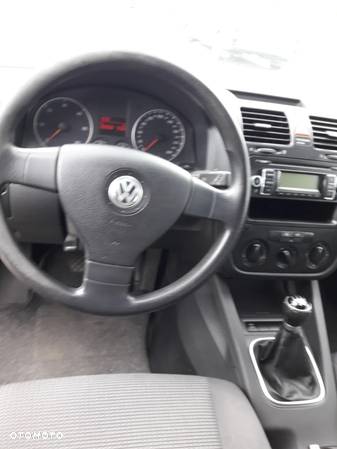 Volkswagen Golf V 1.9 TDI Trendline - 12