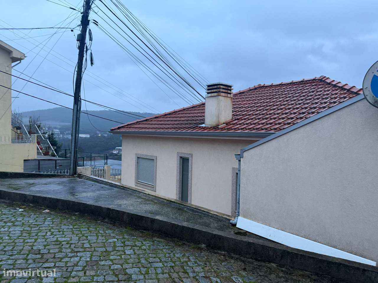 Moradia T2+1 | Garagem | Jardim | Fânzeres | Gondomar-33