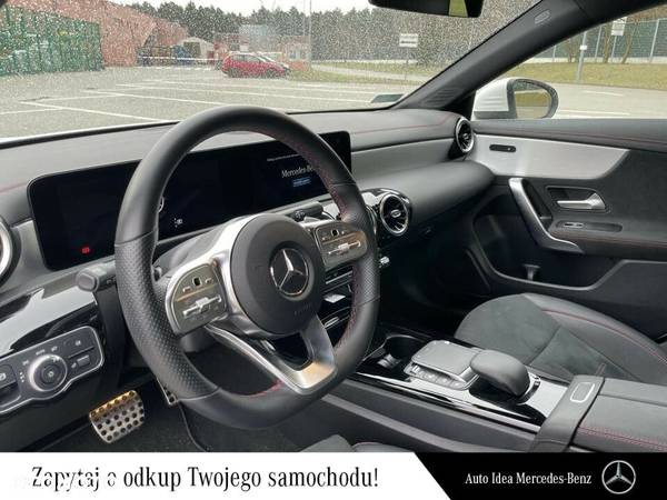 Mercedes-Benz CLA 180 AMG Line 7G-DCT - 20