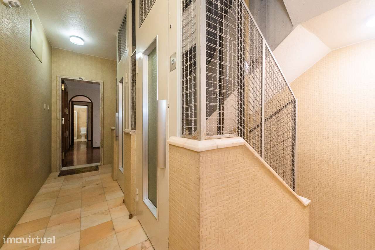 Apartamento T6 - Benfica-29