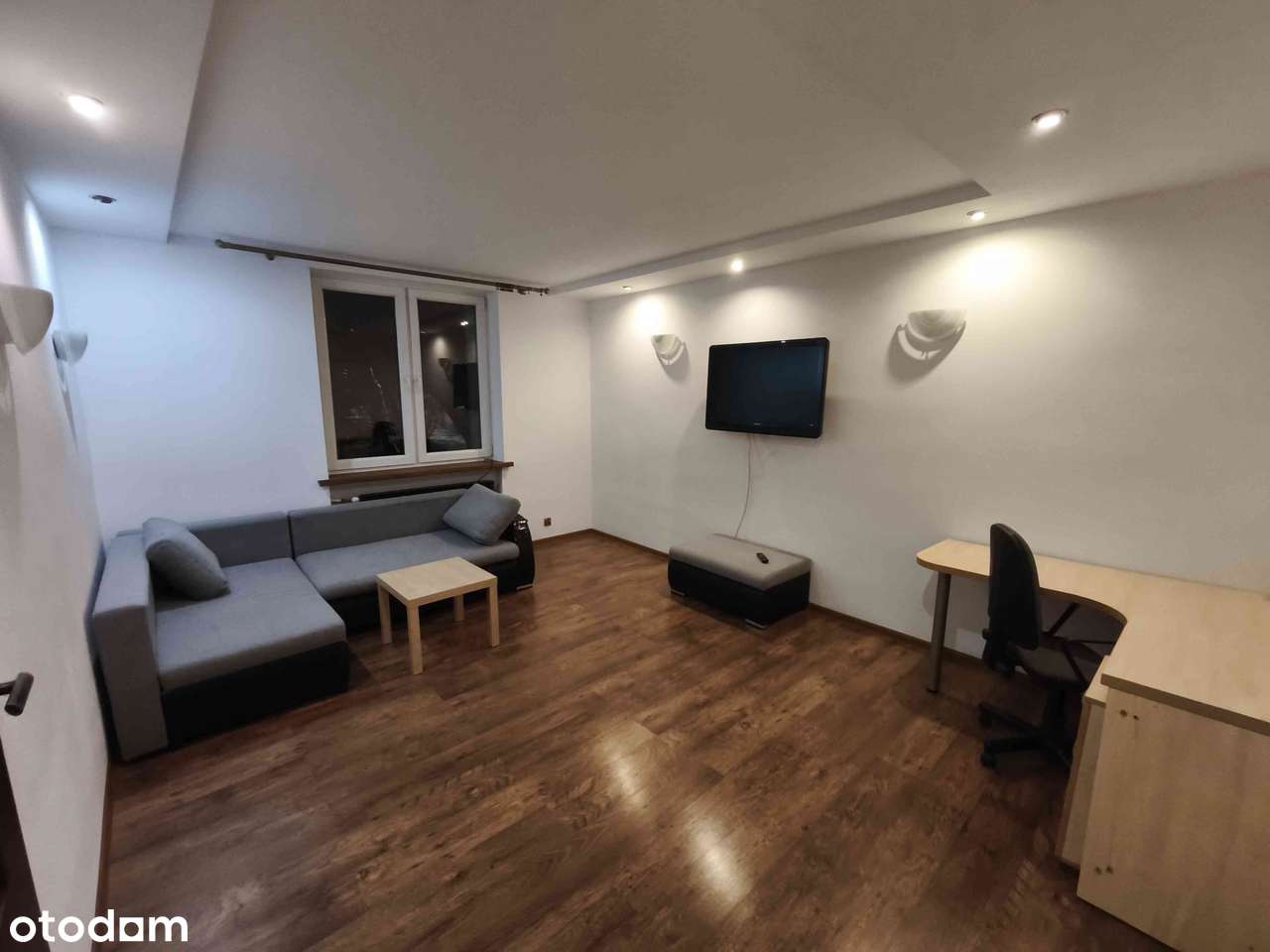 REZERWACJA Przytulna kawalerka z osobną kuchnią - Pełny obrazek: 2/10