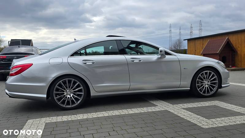 Mercedes-Benz CLS 500 4Matic BlueEFFICIENCY 7G-TRONIC - 11