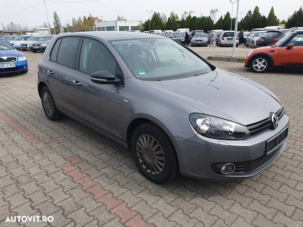 Volkswagen Golf 1.2 TSI MATCH - 1