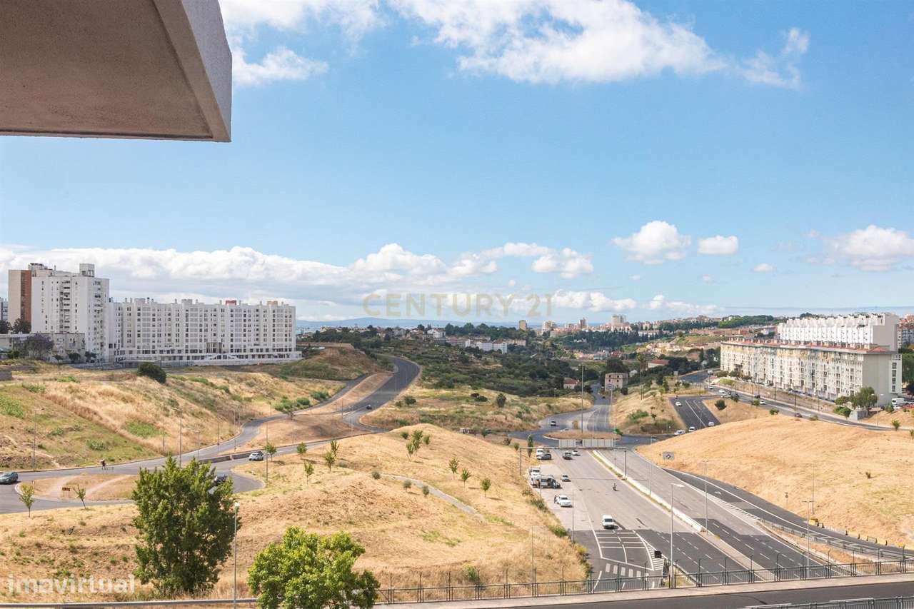 Escritório Moderno, com vista panorâmica, em Lisboa-14