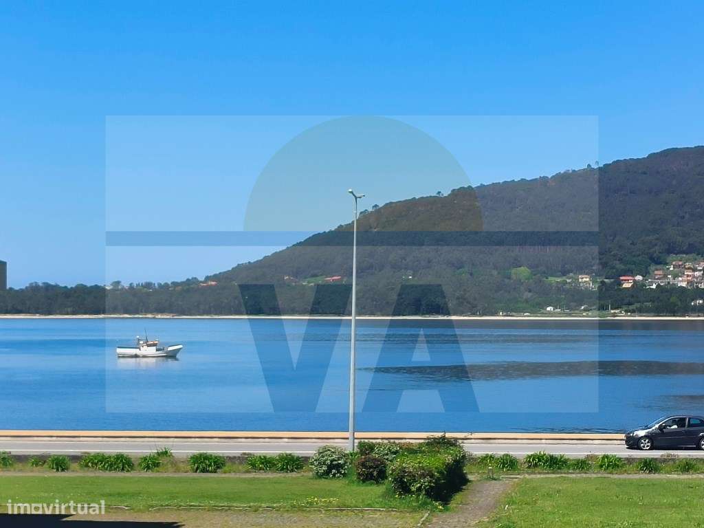 Moradia V4 em Caminha com vista Rio.-46