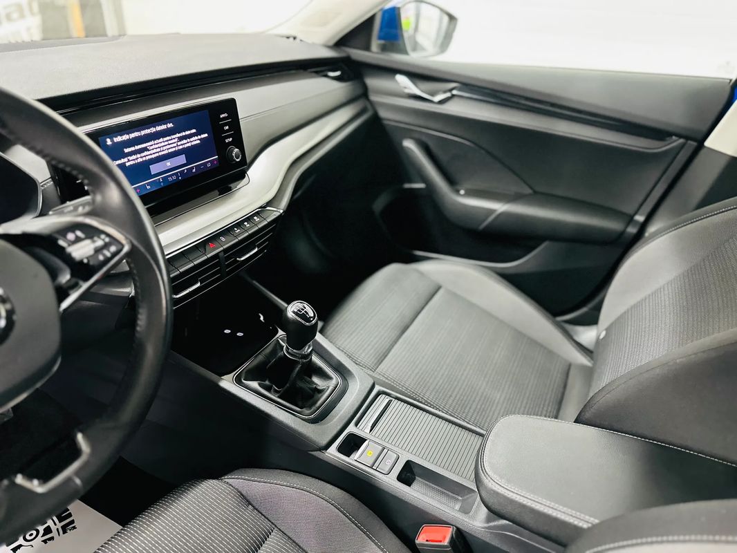 Skoda Octavia 2.0 TDI Ambition - 25