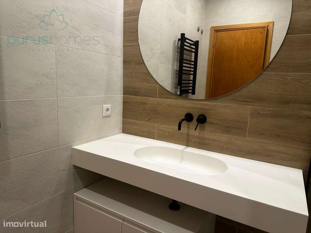 Apartamento T3 Remodelado no Campo Pequeno-17