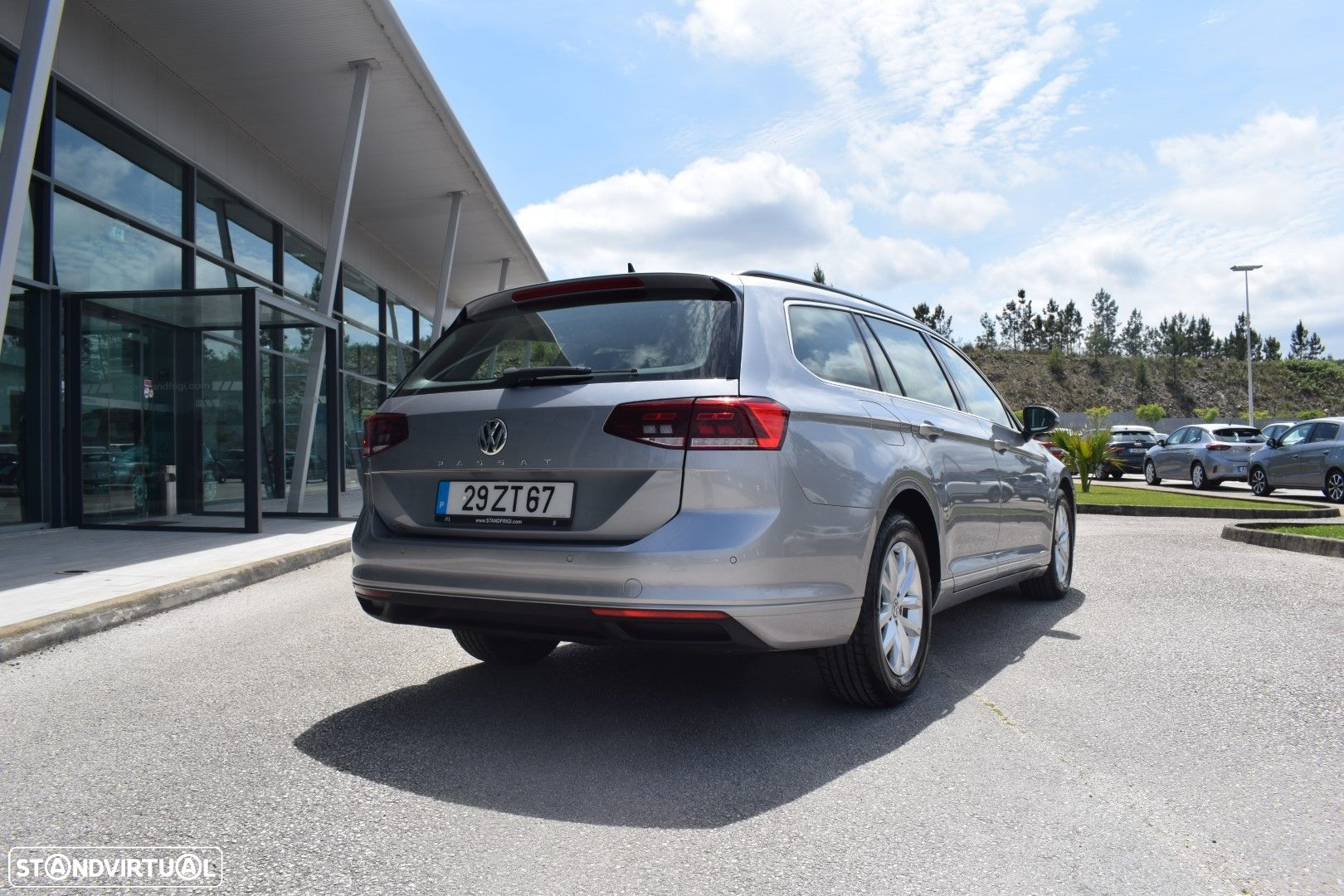 VW Passat Variant 2.0 TDi Business - 14