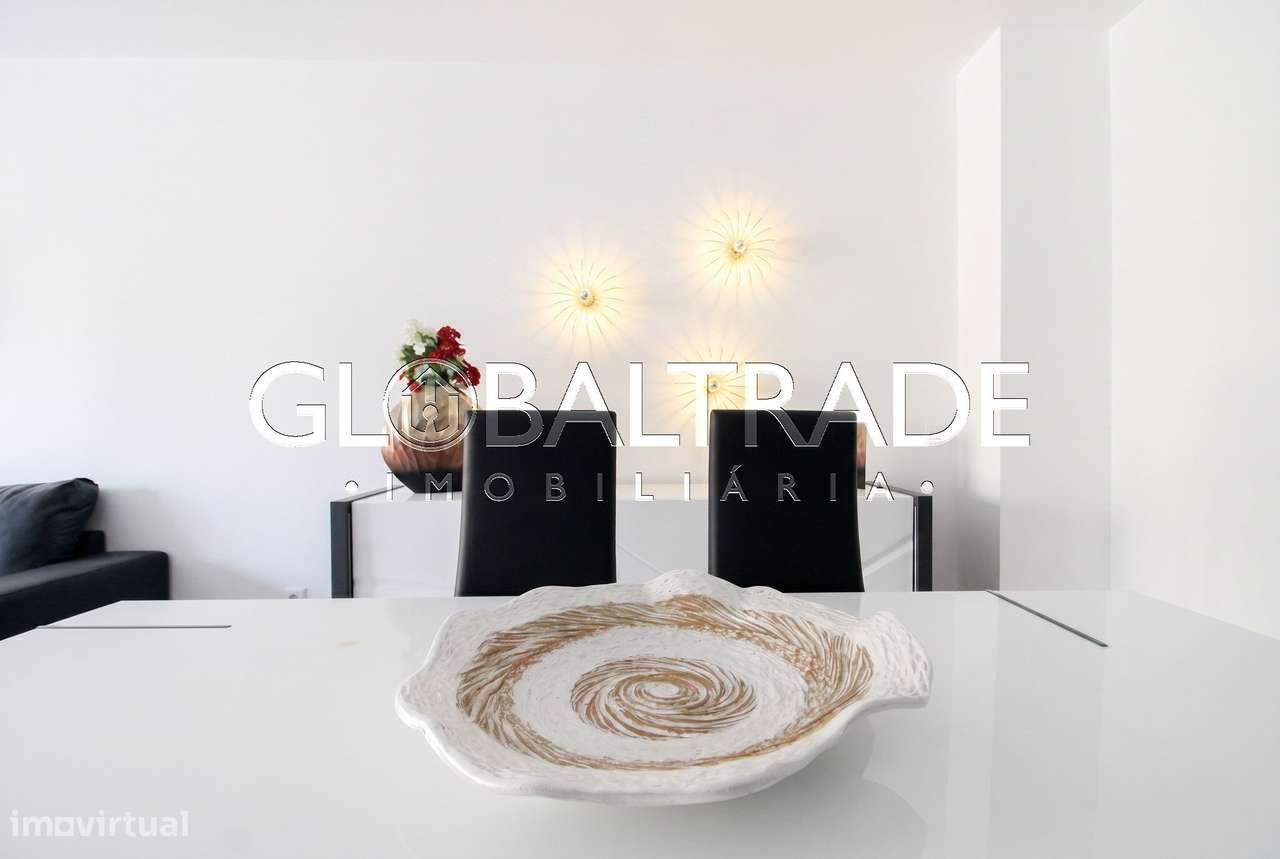 Apartamento T2 Renovado em Valbom-5