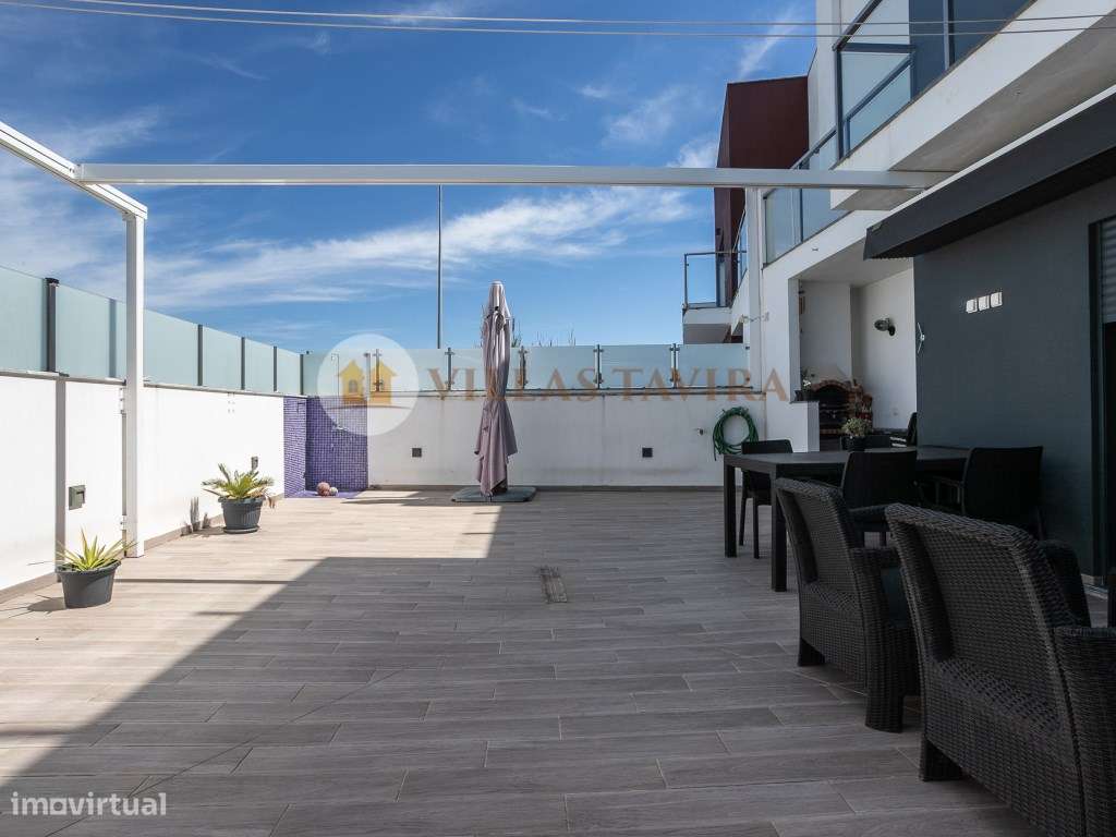 Moradia T3- Terraços- Garagem- Cave-22