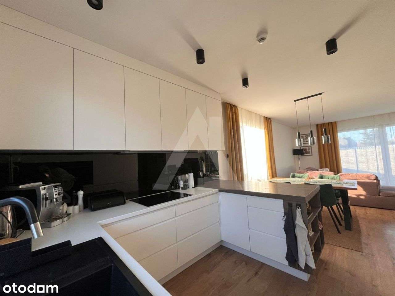 Dom wraz z hala na sprzedaż Osielsko-11