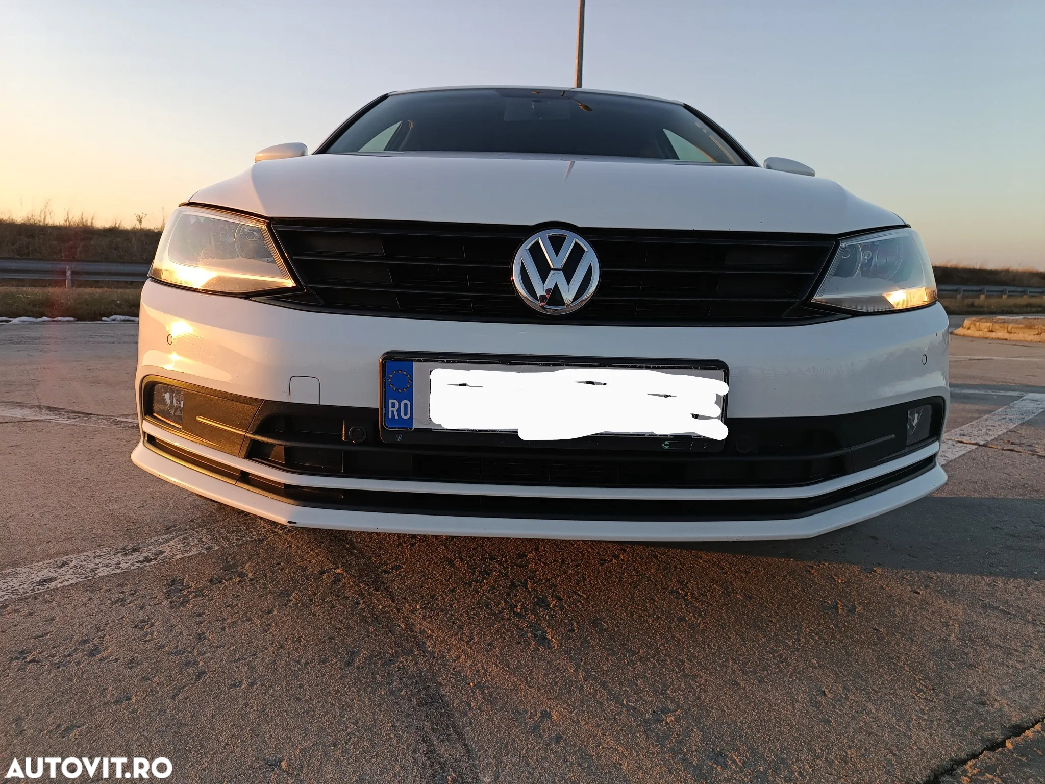 Volkswagen Jetta 1.2 TSI Comfortline - 6