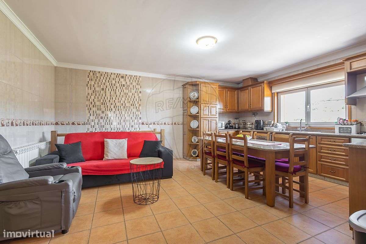 Moradia T3 para venda - Grande imagem: 2/22